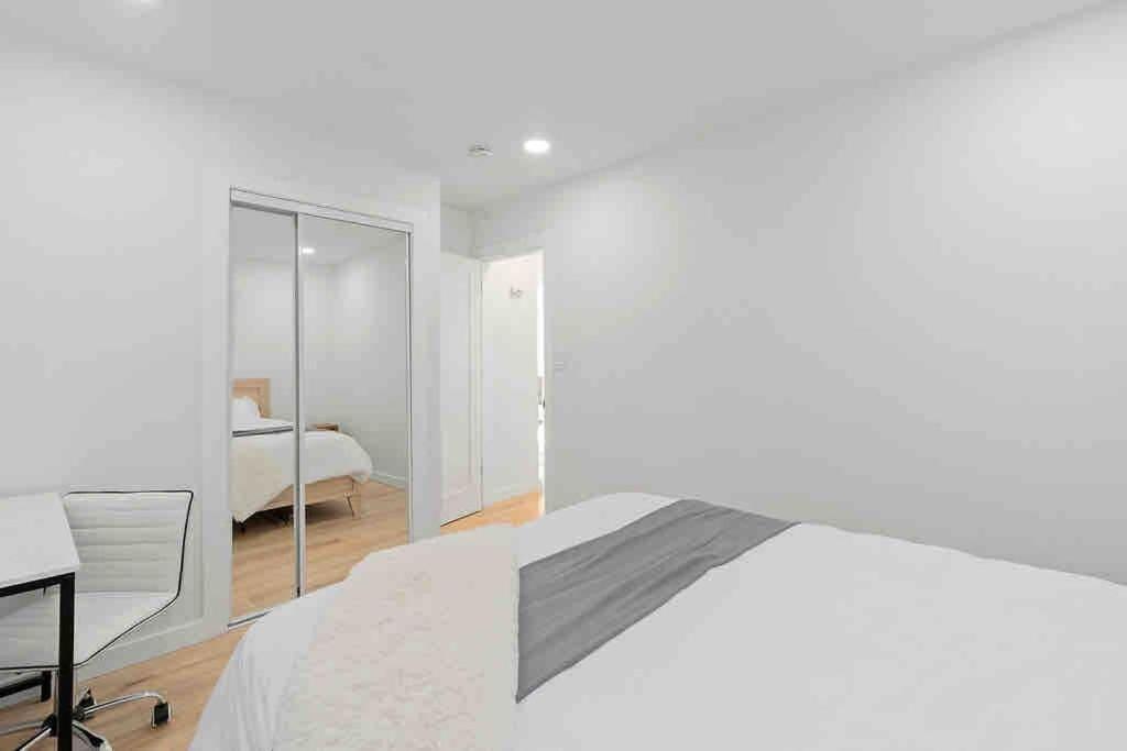 Brand New Ocean-View Beach Home Steps To The Sand! マンハッタン・ビーチ エクステリア 写真