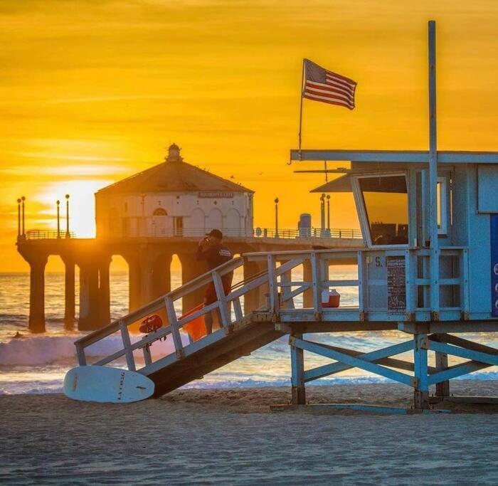 Brand New Ocean-View Beach Home Steps To The Sand! マンハッタン・ビーチ エクステリア 写真