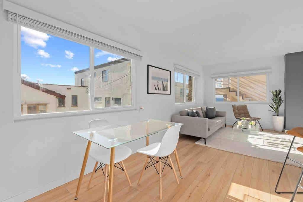 Brand New Ocean-View Beach Home Steps To The Sand! マンハッタン・ビーチ エクステリア 写真