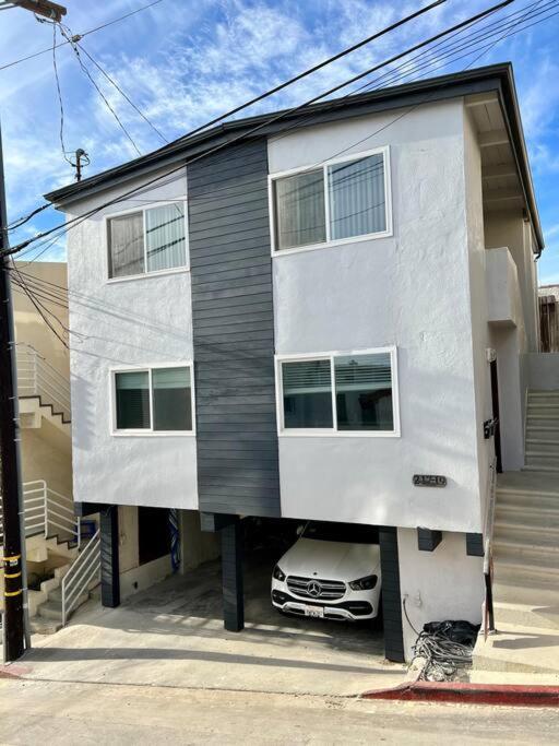 Brand New Ocean-View Beach Home Steps To The Sand! マンハッタン・ビーチ エクステリア 写真